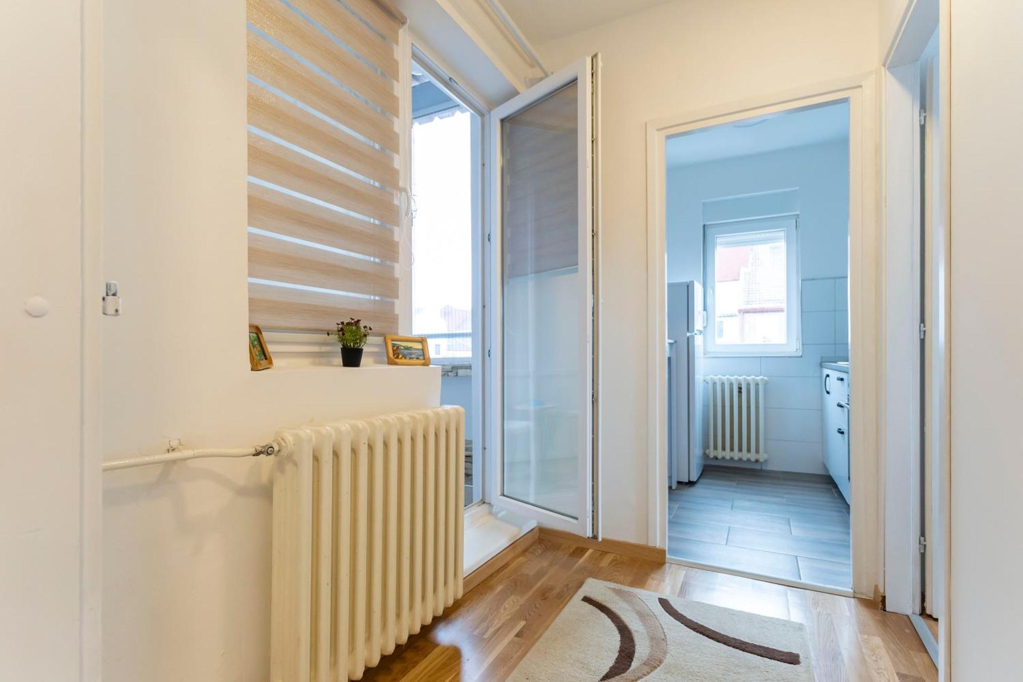Apartman Aurora *